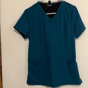 Scrub top , Caribbean blue